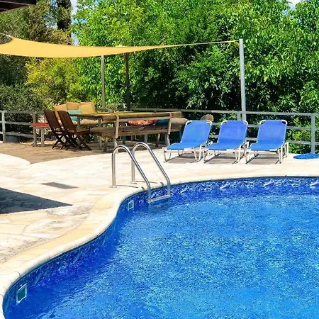 Koutsini Villa *