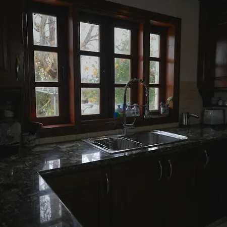 Villa Koutsini Pano Akourdalia