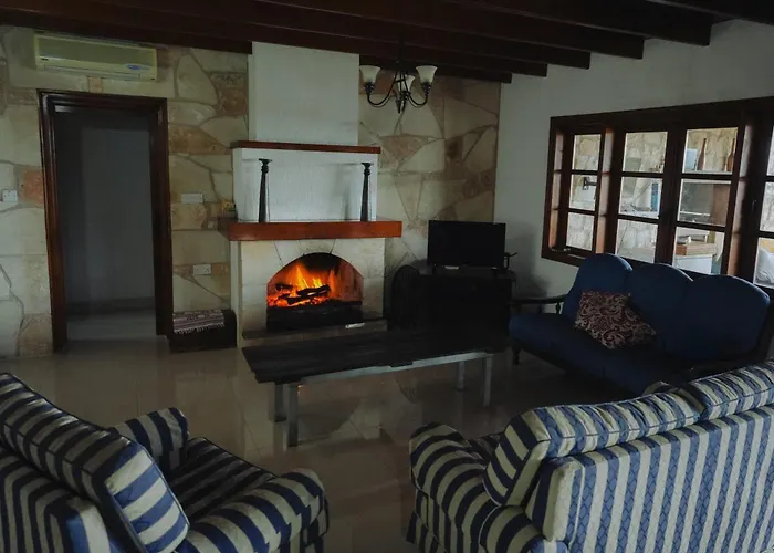 Villa Koutsini Pano Akourdalia